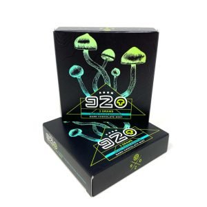 Creme 920 – Piena šokolādes kubiņi ar melno piparmētru